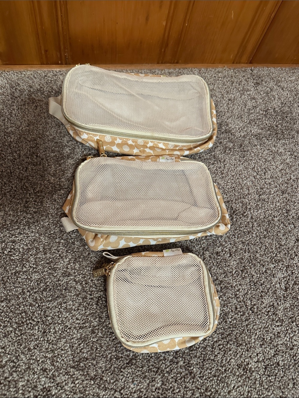 Itzy Ritzy Packing Cubes